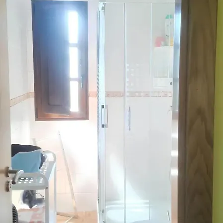 Cozy House In With Mountain View *