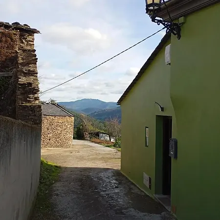 Cozy House In With Mountain View * Grandas de Salime