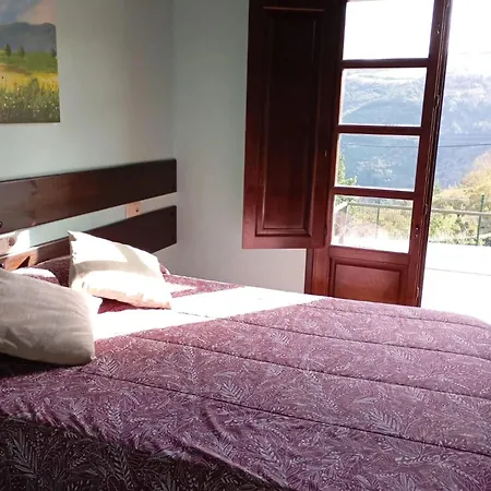 度假居 Cozy House In With Mountain View *