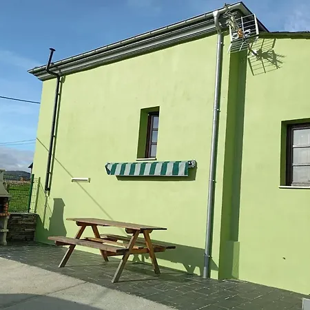 Cozy House In With Mountain View Holiday home Grandas de Salime